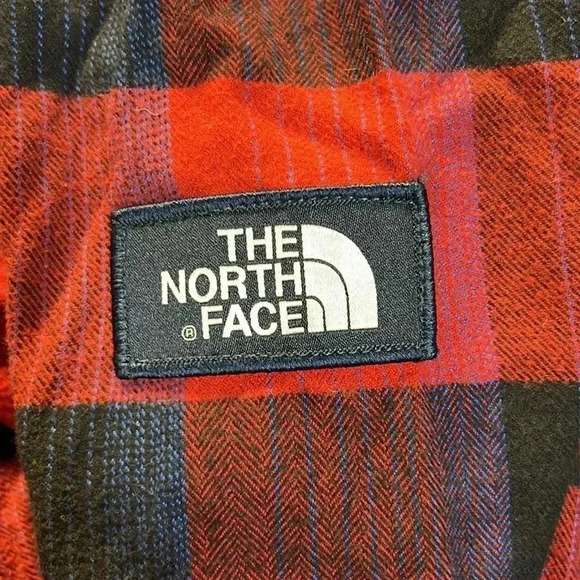 The North Face Mens Small Flannel Button Down red/blue Size S - Picture 4 of 7